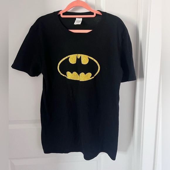 Black T-Shirt with Gold Batman Logo - Picture 1 of 7